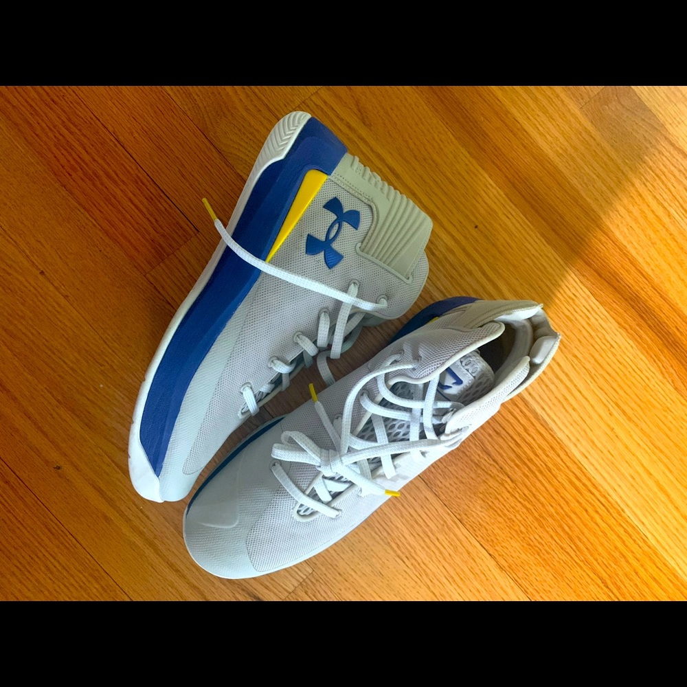 9 1/2 men under armor, Stephen Curry sneakers